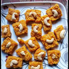 A picture of Mango Sandesh.