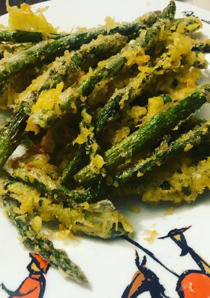 Una foto de Espárragos en tempura