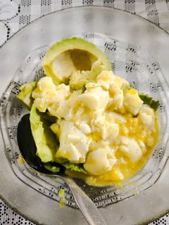 Foto resep Alpukat + Telur 1/2 Matang