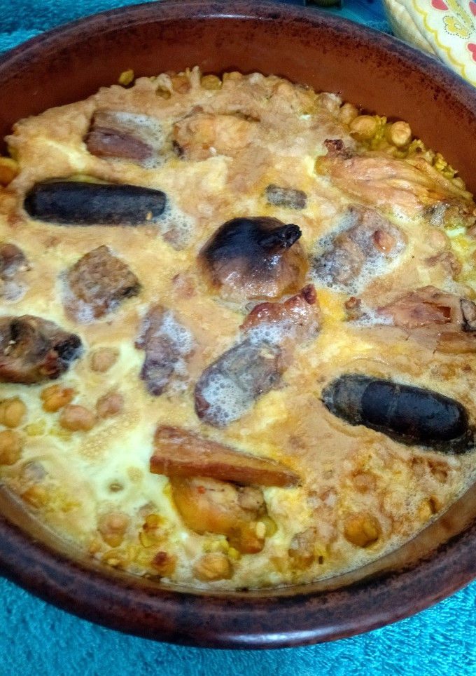 Una foto de Arròs amb crosta (arroz al horno)
