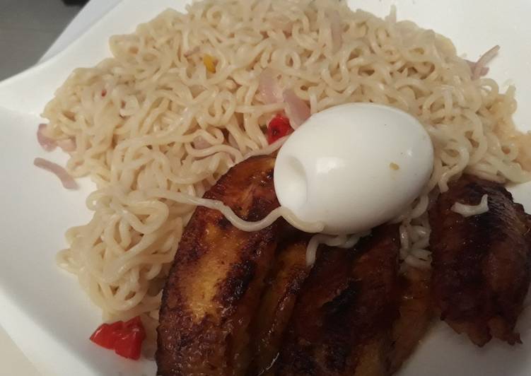 Easiest Way to Prepare Perfect Indomine with fried plantain and egg