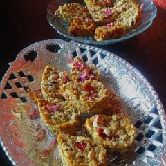 A picture of Walnut Granola Cookies.