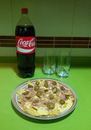 Foto principal de Nachos con salsa cheddar con thermomix