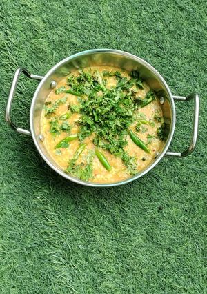 A picture of White Urad dal fry.