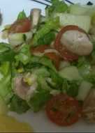 ensalada con vegetales verdes