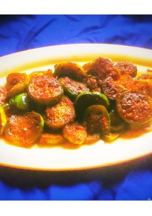 झटपट परतलेली वांगी (paratleli vangi recipe in marathi) रेसिपी चे मुख्य फोटो 