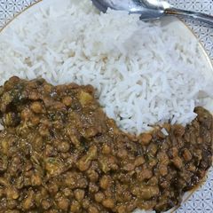 A picture of Desi masar.
