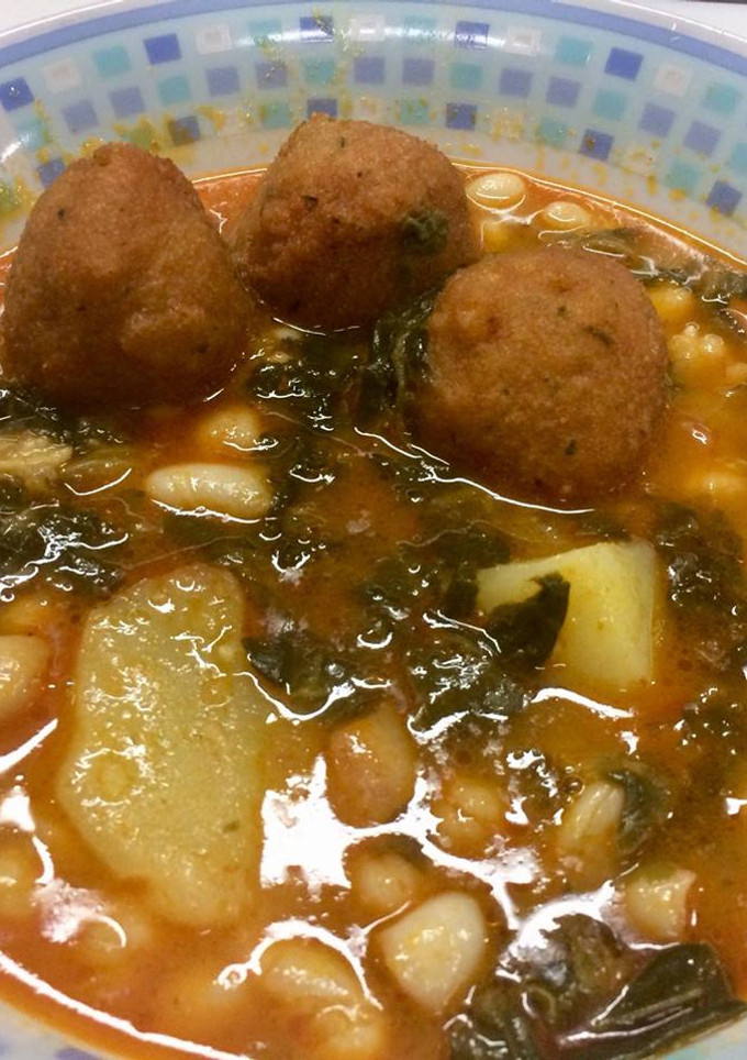 Una foto de Potaje de rellenos