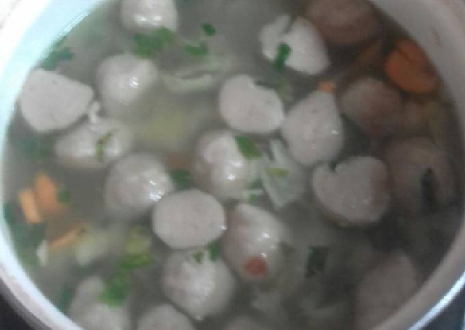 Cara Praktis Menyiapkan Sayur sop bakso Anti Gagal