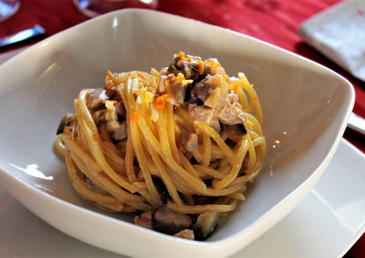 Tonnarelli al ragù di tonno e melanzane al profumo di agrumi