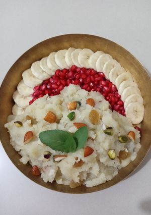 સોજી નો શીરો (Sooji Sheera Recipe In Gujarati) રેસીપી મુખ્ય ફોટો