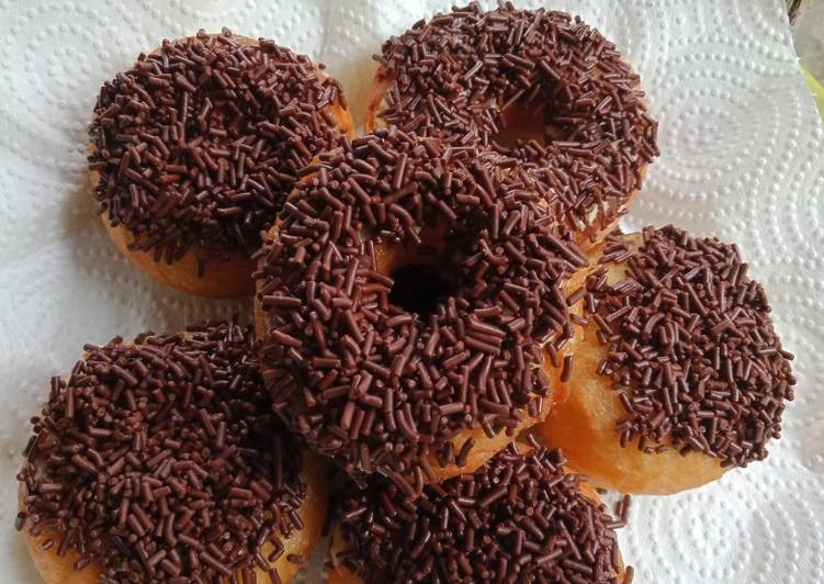 Donat Kentang Topping Meises