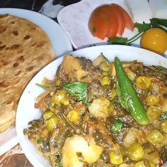A picture of Methi aloo matar sabzi😋میتھی آلو مٹر سبزی😋.