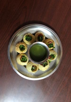 A picture of Pani puri.