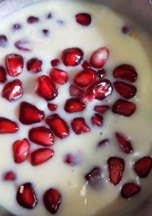 A picture of Fruit custard.