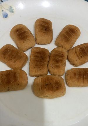 A picture of Diet biscuits with flex seed 🧇 🧇.