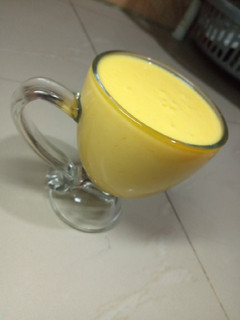 A picture of Mango Lassi.