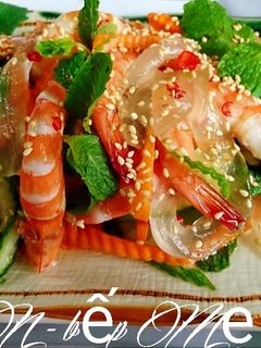 Hình của món Gỏi Nha Đam trộn tôm.