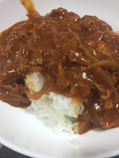 A picture of Japanese Style Hushed Beef on Rice (Hayashi Rice).
