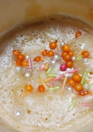 A picture of Vanilla mug cake.