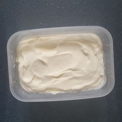 A picture of Egg free plain Ice-cream.