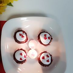 A picture of Red velvets cup cakes.