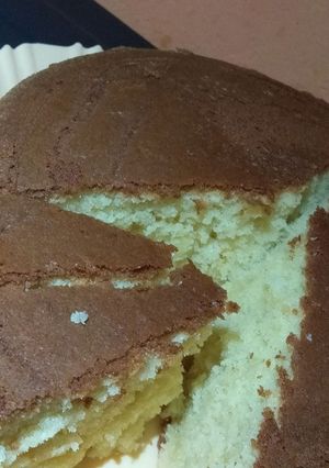 A picture of Simple Vanilla Cake.