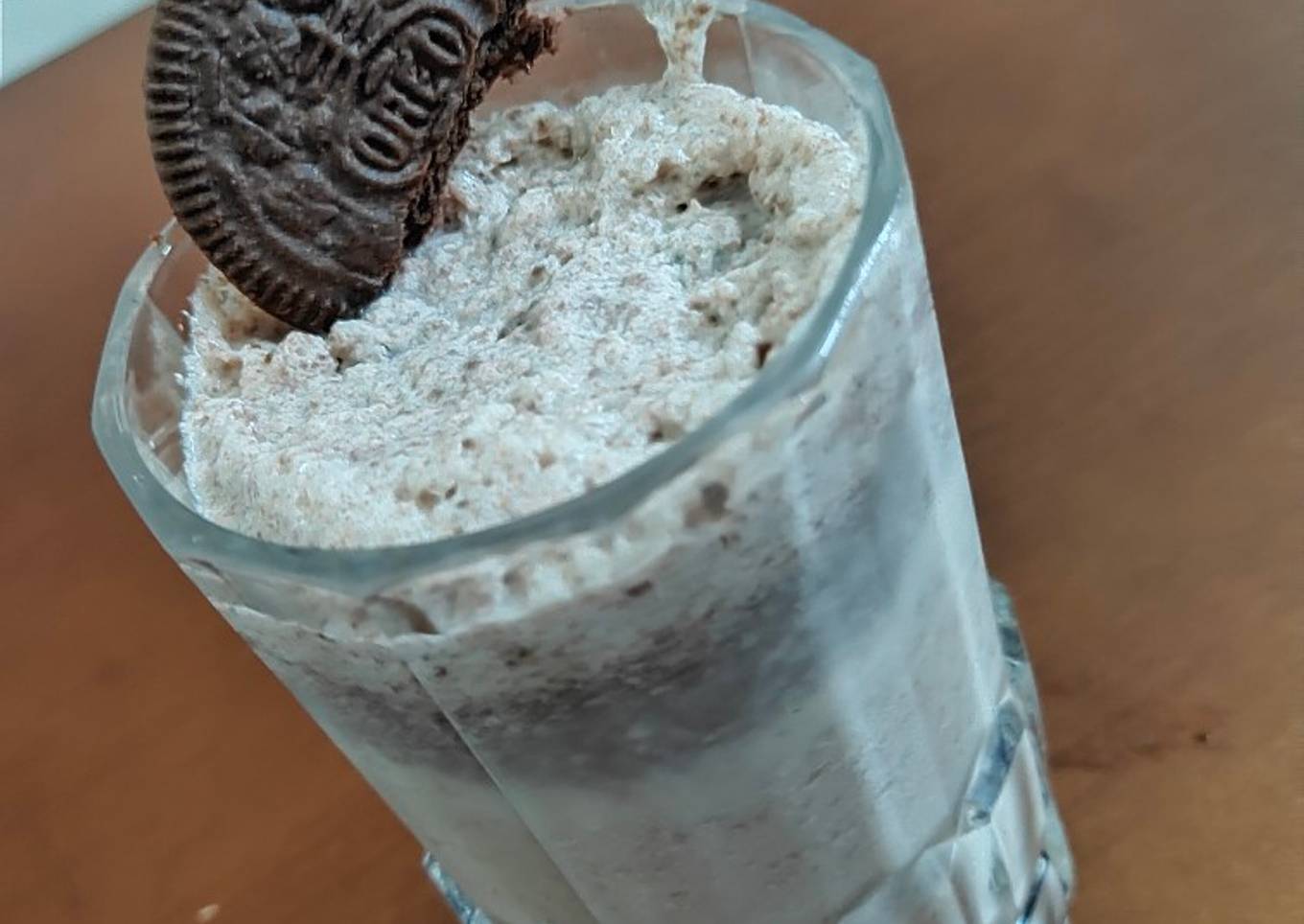 Strawberry Oreo Milkshake