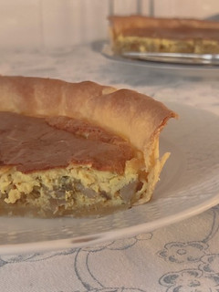 Una foto de Quiche de champiñones y curry