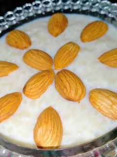चावल की खीर (chawal ki kheer recipe in Hindi) रेसिपी मुख्य फोटो