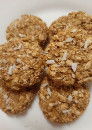 Una foto de Galletas de avena y plátano