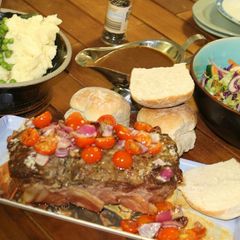 A picture of Mediterranean meatfloaf.