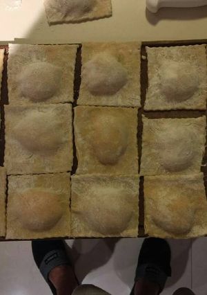Una foto de Raviolones de salmon al limón