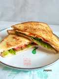 Simple Egg Sandwich Roti Tawar