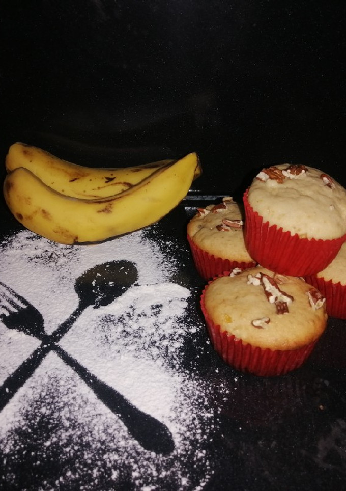 Una foto de Muffins de plátano y nuez 👨‍🍳🧁🍌🧁