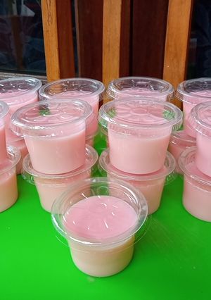 Foto resep Silky Pudding Strawberry