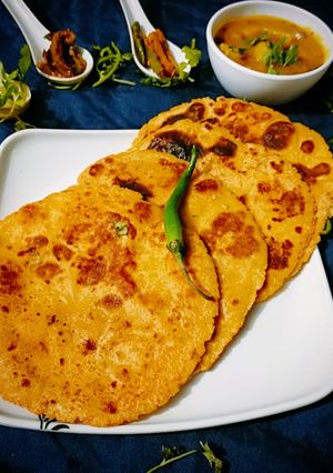 मक्का का पराठा (makka ka paratha recipe in Hindi) रेसिपी मुख्य फोटो