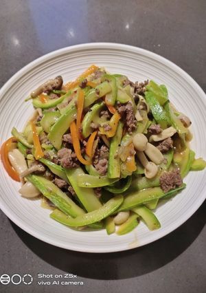 A picture of Sauteed Zucchini.