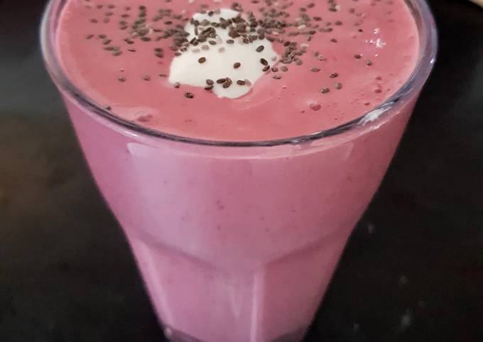Recipe of Ultimate My Cherry, Greek Yogurt Smoothie with Chia Seeds 👌