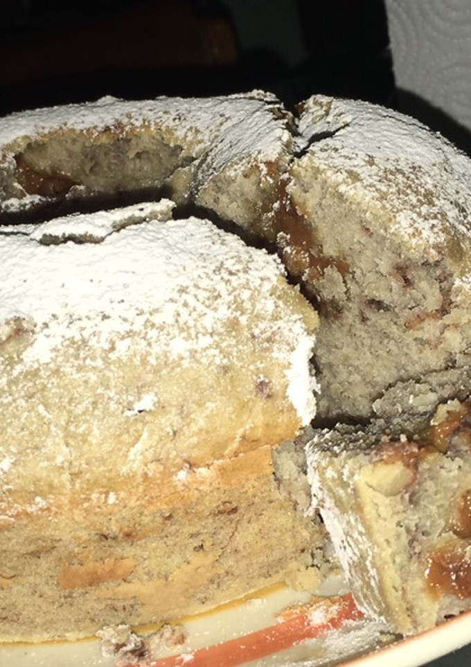 Una foto de Budín de Banana con nuez y dulce de leche