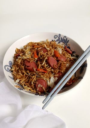 Foto resep Mie goreng sosis sayur