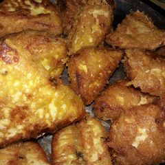 A picture of Paneer fritters.