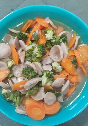 Foto resep Tumis brokoli bakso campur