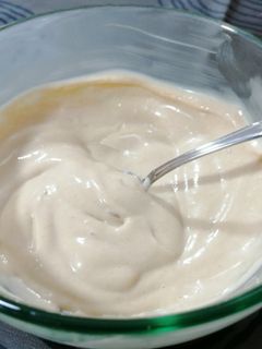 Una foto de Salsa mostaza y miel