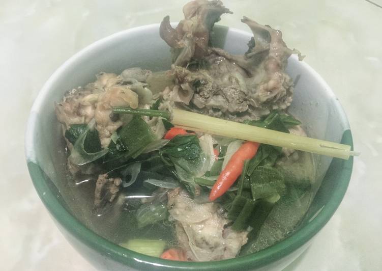 Resep @MANTAP Sup Kerangka Ayam Pedas &amp; Segar menu masakan sehari hari
