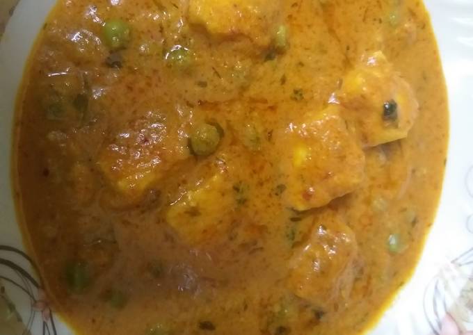 Matar paneer