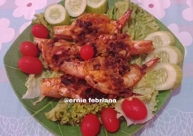 Bagaimana Menyiapkan Udang Bakar Nanas Anti Gagal