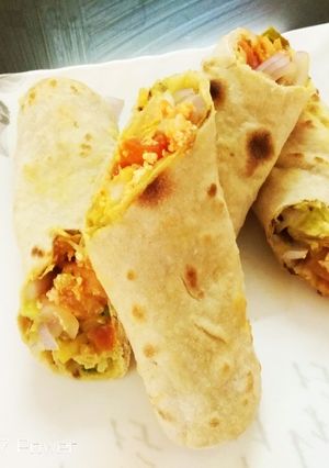 A picture of Vegetables paneer Kathi roll with avocado twist (very healthy ve.
