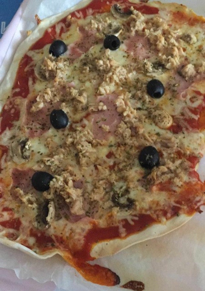 Una foto de Masa pizza fina y rápida 😋