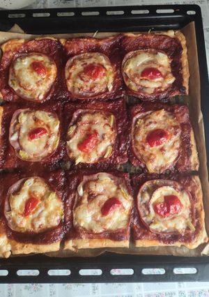 2024. Mini pizza reggelire tízóraira 😋 recept fotója